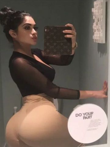 Лина Чародейка